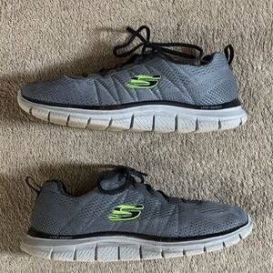 MENS SKECHERS